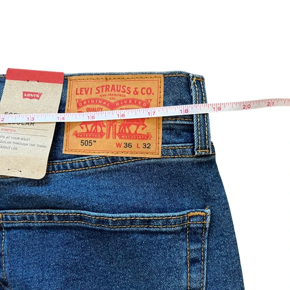 Levis 505 Regular‎ Fit Jeans Mens 36x32 Blue Denim Straight Leg 005053126 NEW